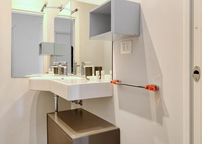 Apartment Joivy Stylish 2br Flat Next To Navigli *