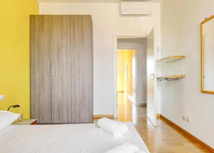 Joivy Stylish 2br Flat Next To Navigli Apartment *